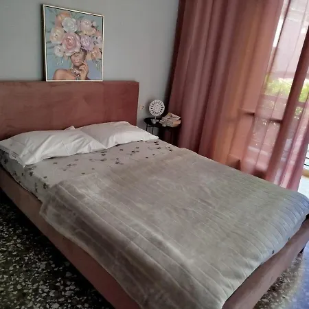 Апартаменти Serenity Chania Centre *